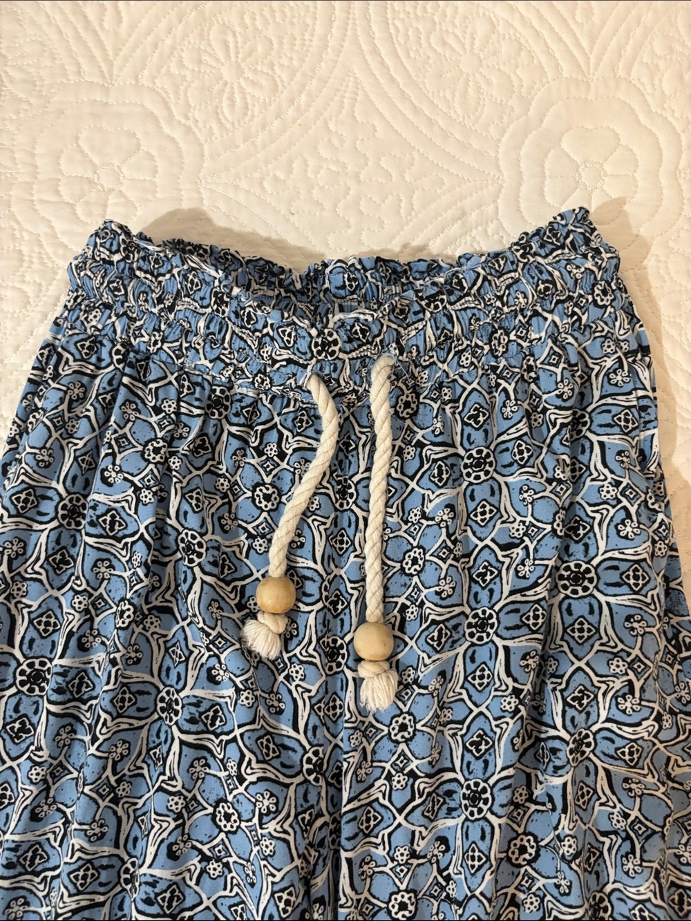 Women's Blue Patterned Drawstring Wide-Leg Pants - Picture 2 of 3
